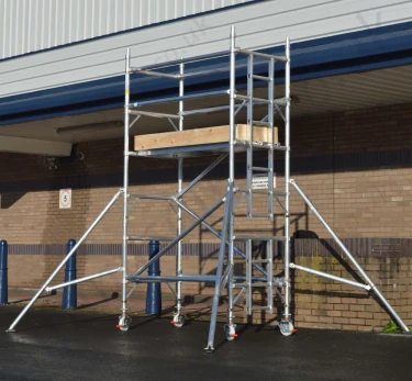 Aluminium Scaffold Tower with Optional Platform Heights, Width and Depths